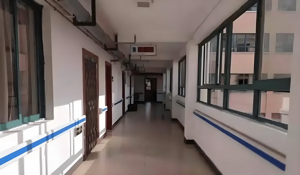 深户申请的条件_不会唱歌却开演唱会，58岁的郑伊健消费情怀？ 不会唱歌稿还规定送审